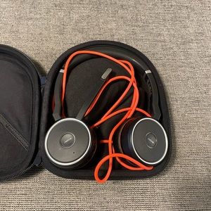 Jabra Evolve 75 wireless headset